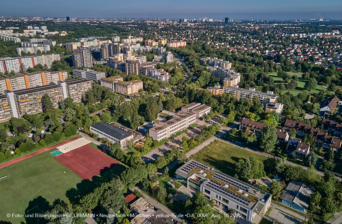 16.08.2020 - Baustelle zur Grundschule am Karl-Marx-Ring 52-62 in Neuperlach