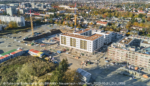 31.10.2020 - DEMOS-Baustelle und BayernHeim-Baustelle Alexiqauartier in Neuperlach