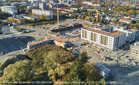 31.10.2020 - DEMOS-Baustelle und BayernHeim-Baustelle Alexiqauartier in Neuperlach
