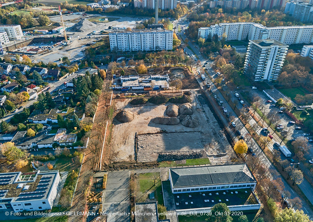 31.10.2020 - Grundschule am Karl-Marx-Ring von Oben in Neuperlach