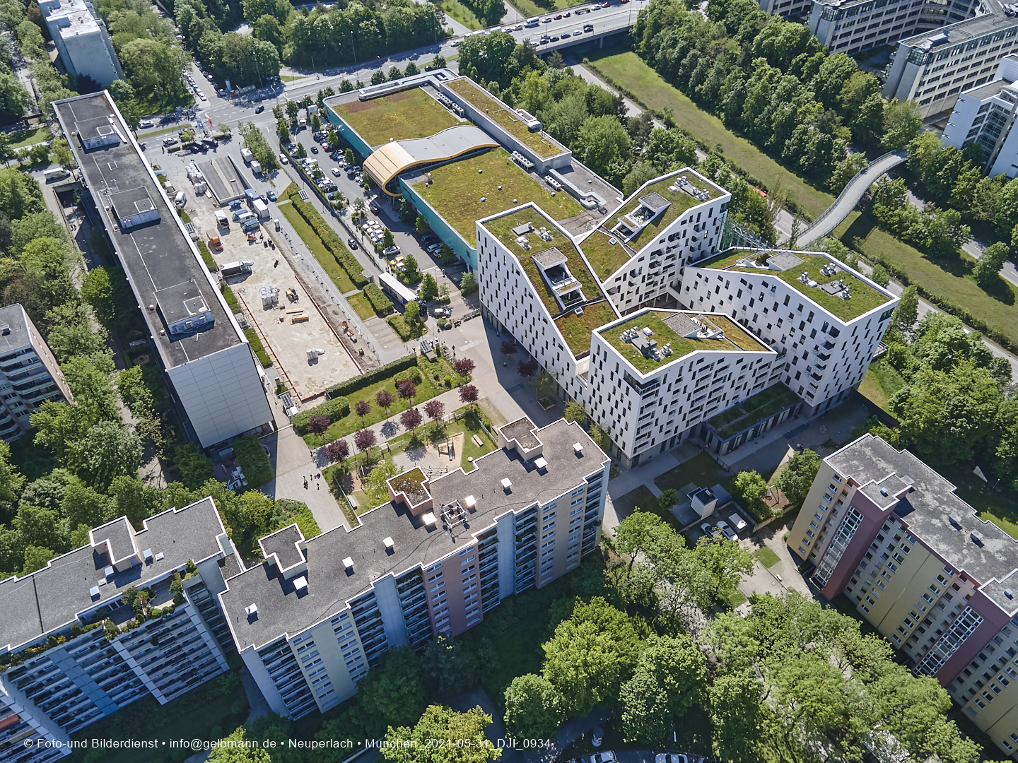 31.05.2021 - Plettzentrum und Wohnring in Neuperlach
