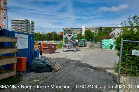 05.07.2021 - neuperlach.org.gelbmann.org zeigt aktuelle Baustellenfotos von der Grundschule am Karl-Marx-Ring in Neuperlach