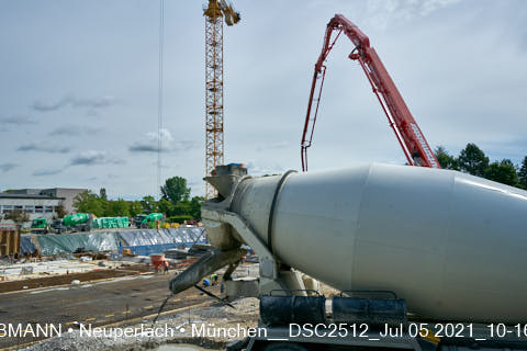 05.07.2021 - neuperlach.org.gelbmann.org zeigt aktuelle Baustellenfotos von der Grundschule am Karl-Marx-Ring in Neuperlach