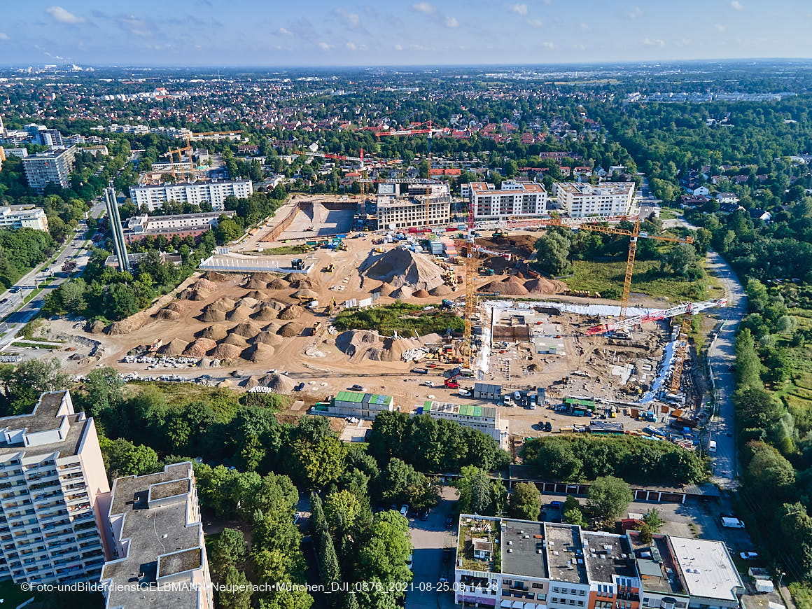 25.08.2020 - Luftaufnahmen vom Alexisquartier in Neuperlach in nördlicher Richtung