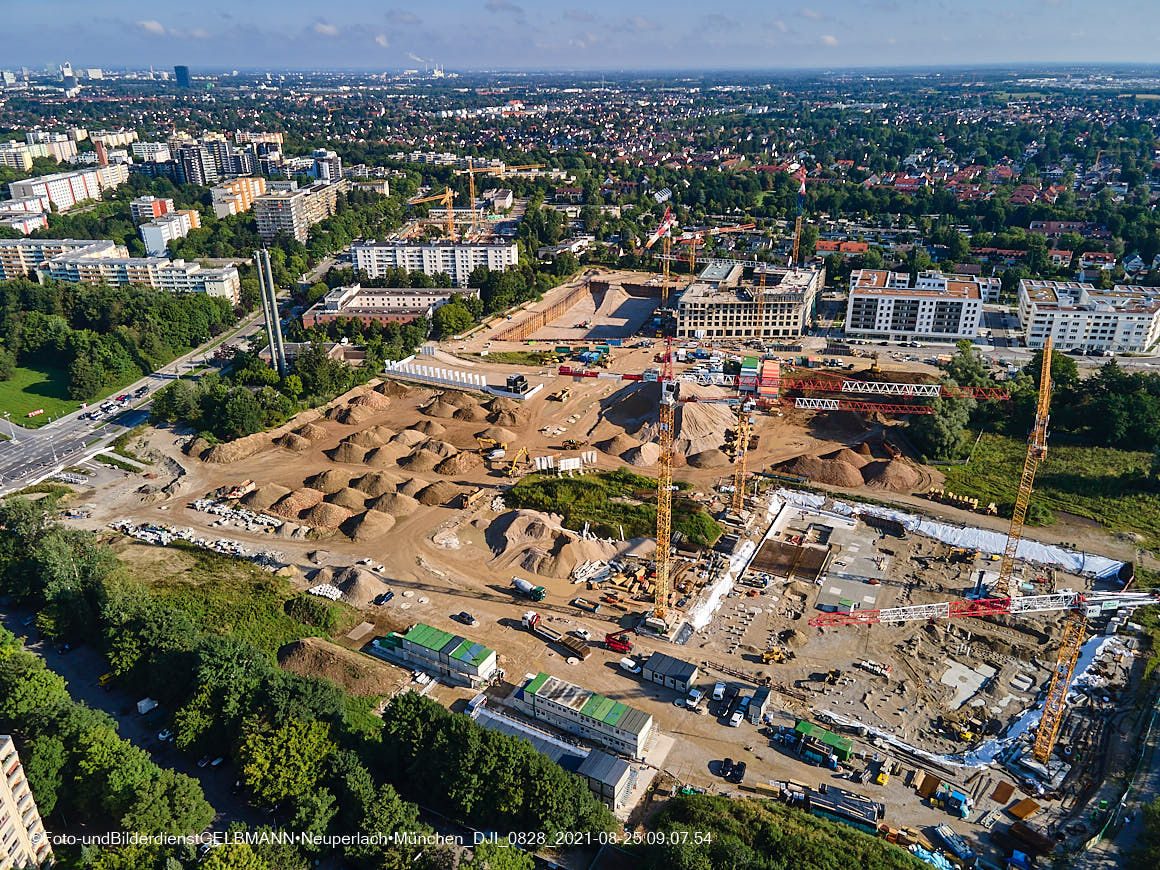 25.08.2020 - Luftaufnahmen von der Baustelle PandionVerde in Neuperlach