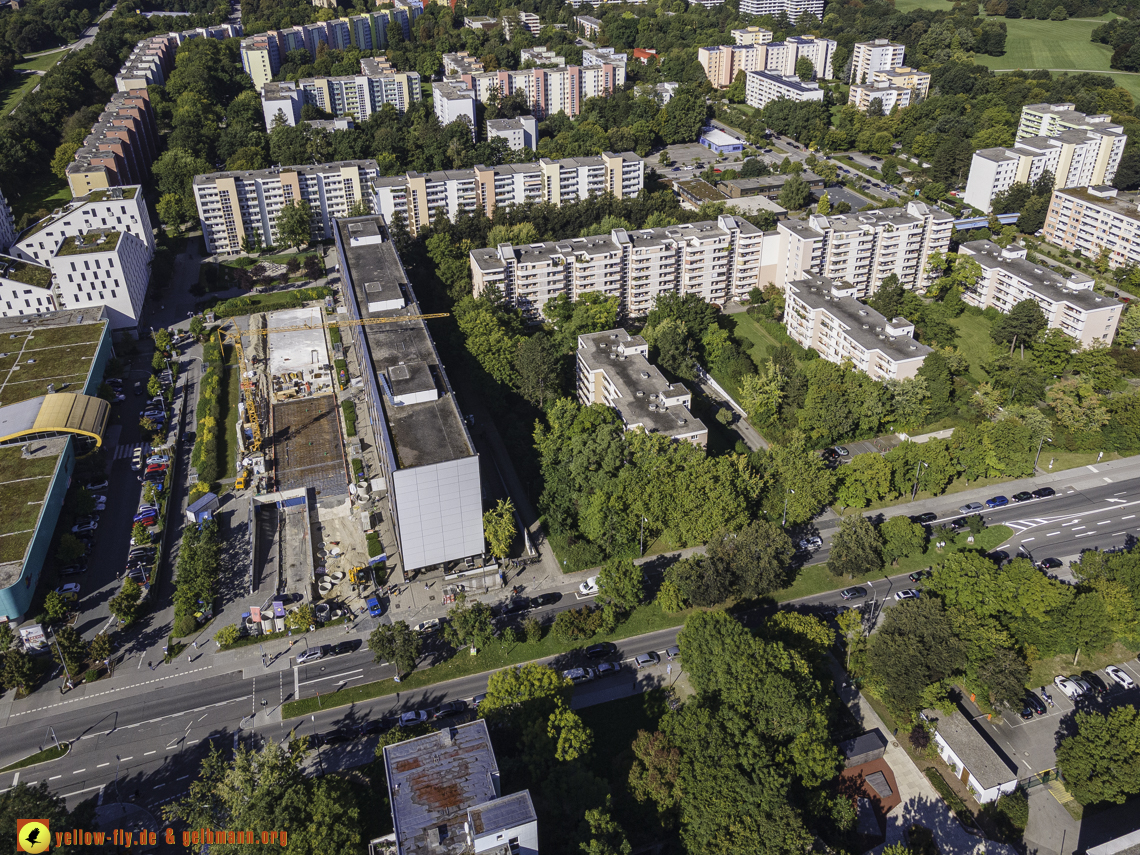 23.09.2021 - Quiddezentrum und Montessori-Schule in Neuperlach