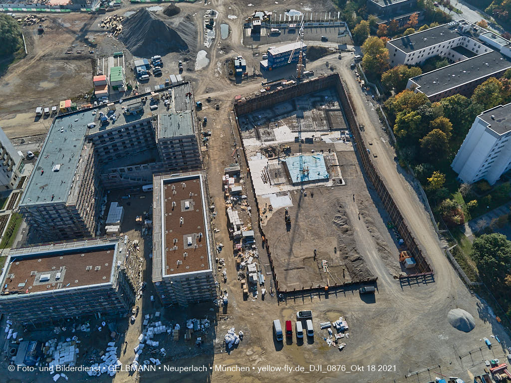 18.10.2021 - Baustelle „Das Duett” und „Townhouses”