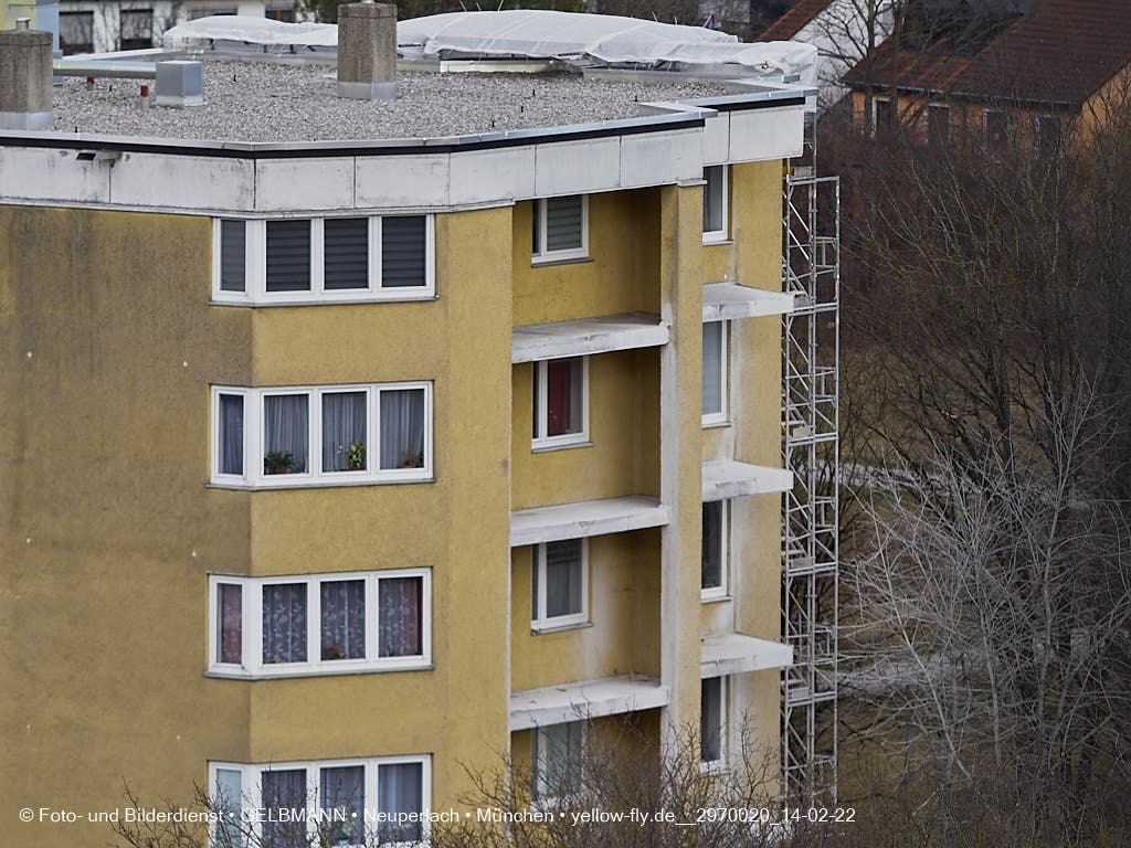 14.02.2022 - Kreissäge an der Großsanierung am Karl-Marx-Ring