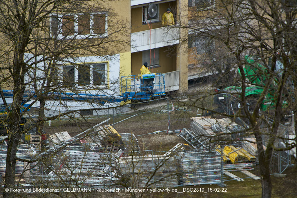 15.02.2022 - Kreissäge an der Großsanierung am Karl-Marx-Ring