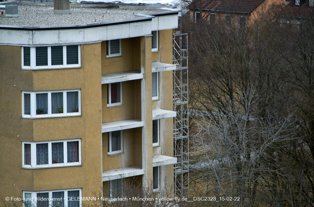 15.02.2022 - Kreissäge an der Großsanierung am Karl-Marx-Ring