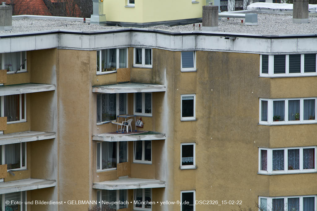 15.02.2022 - Kreissäge an der Großsanierung am Karl-Marx-Ring