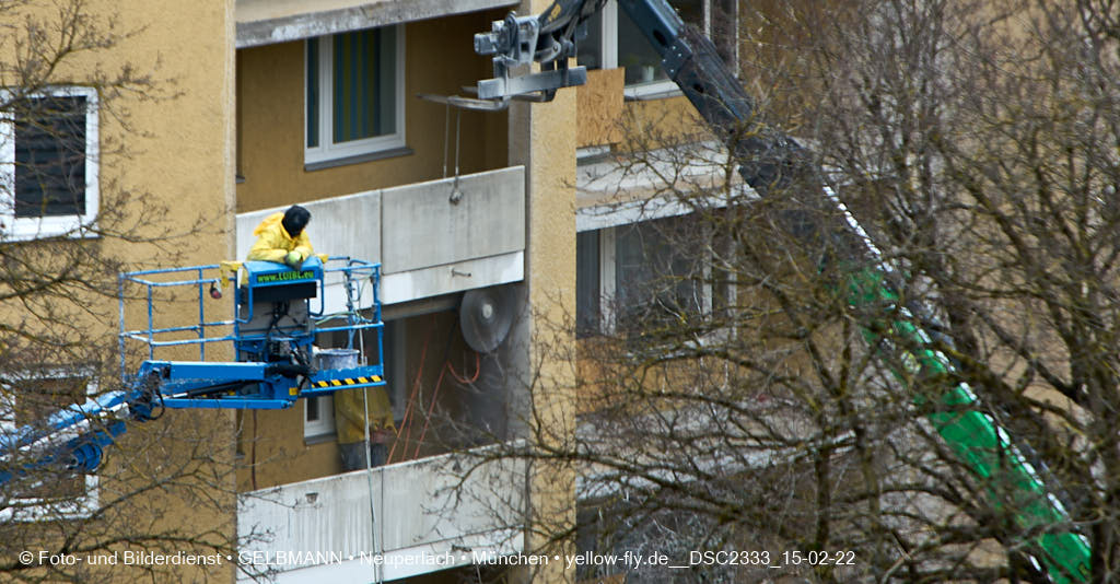 15.02.2022 - Kreissäge an der Großsanierung am Karl-Marx-Ring