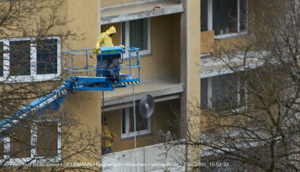 15.02.2022 - Kreissäge an der Großsanierung am Karl-Marx-Ring
