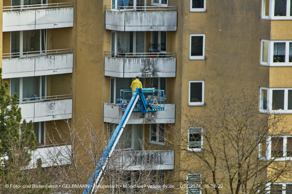 15.02.2022 - Kreissäge an der Großsanierung am Karl-Marx-Ring