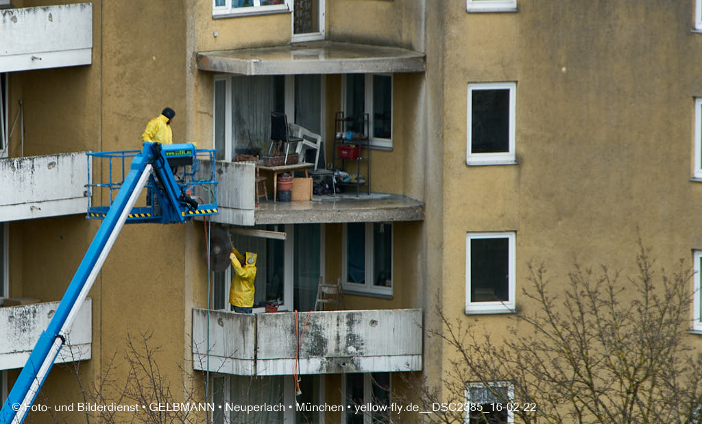 15.02.2022 - Kreissäge an der Großsanierung am Karl-Marx-Ring