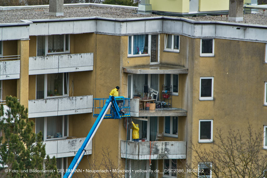 15.02.2022 - Kreissäge an der Großsanierung am Karl-Marx-Ring