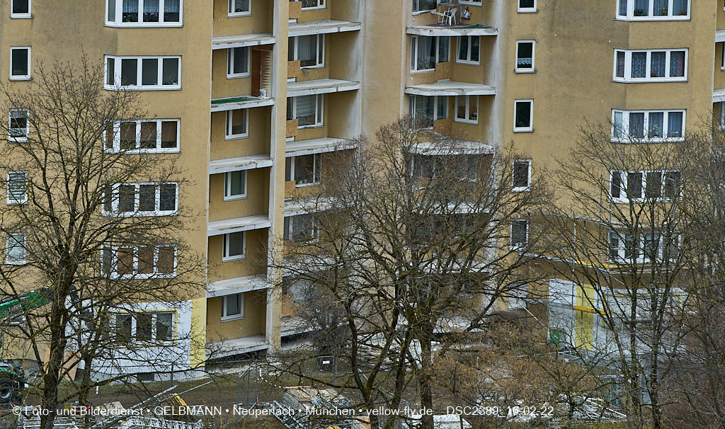 15.02.2022 - Kreissäge an der Großsanierung am Karl-Marx-Ring