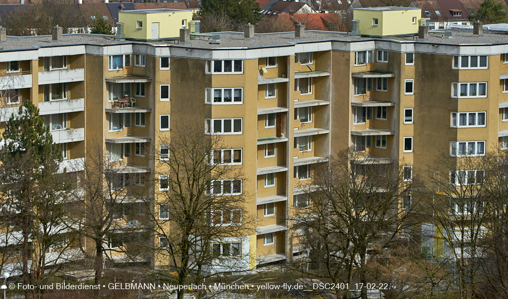 17.02.2022 - Kreissäge an der Großsanierung am Karl-Marx-Ring