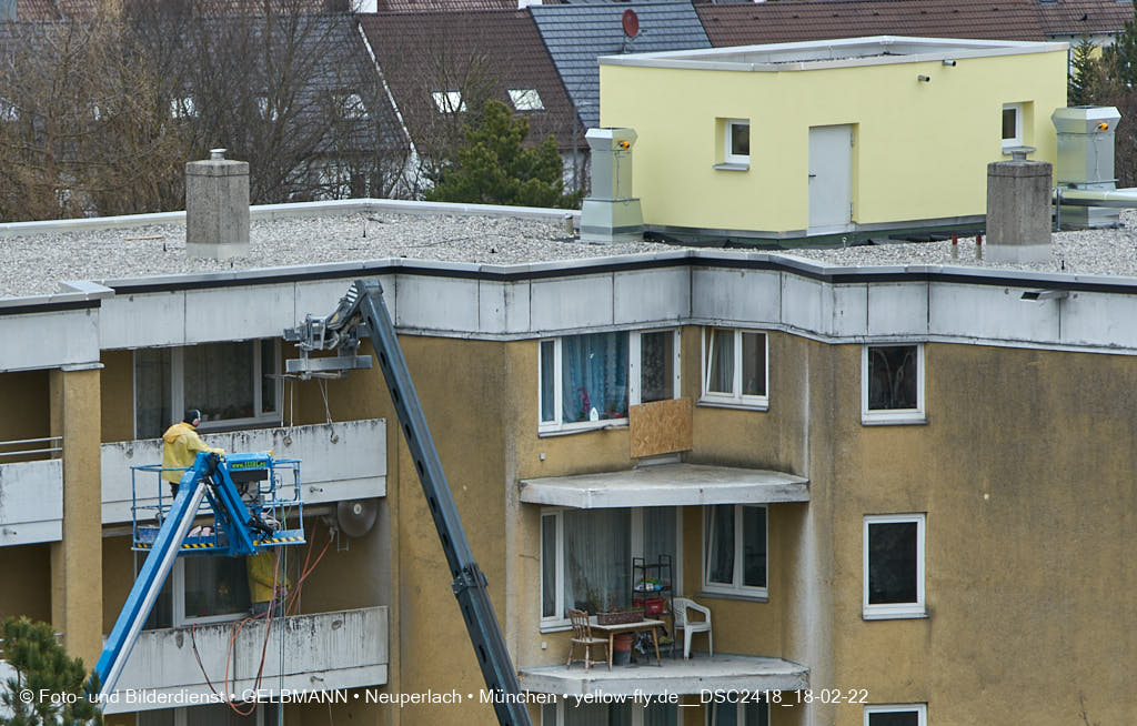 18.02.2022 - Kreissäge an der Großsanierung am Karl-Marx-Ring
