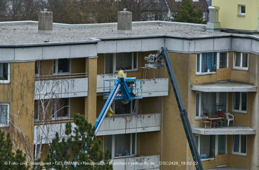 18.02.2022 - Kreissäge an der Großsanierung am Karl-Marx-Ring