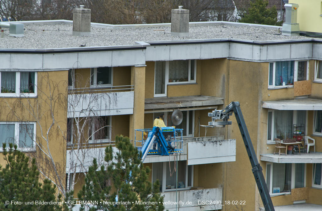 18.02.2022 - Kreissäge an der Großsanierung am Karl-Marx-Ring