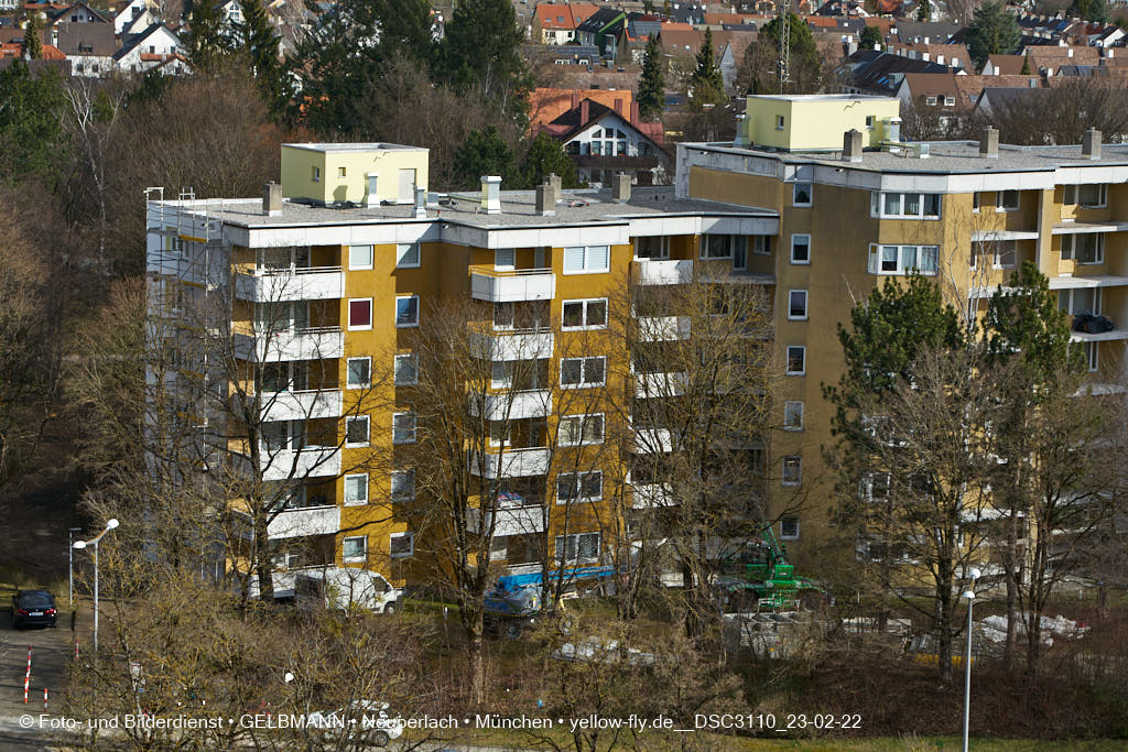 26.02.2022 - Kreissäge an der Großsanierung am Karl-Marx-Ring