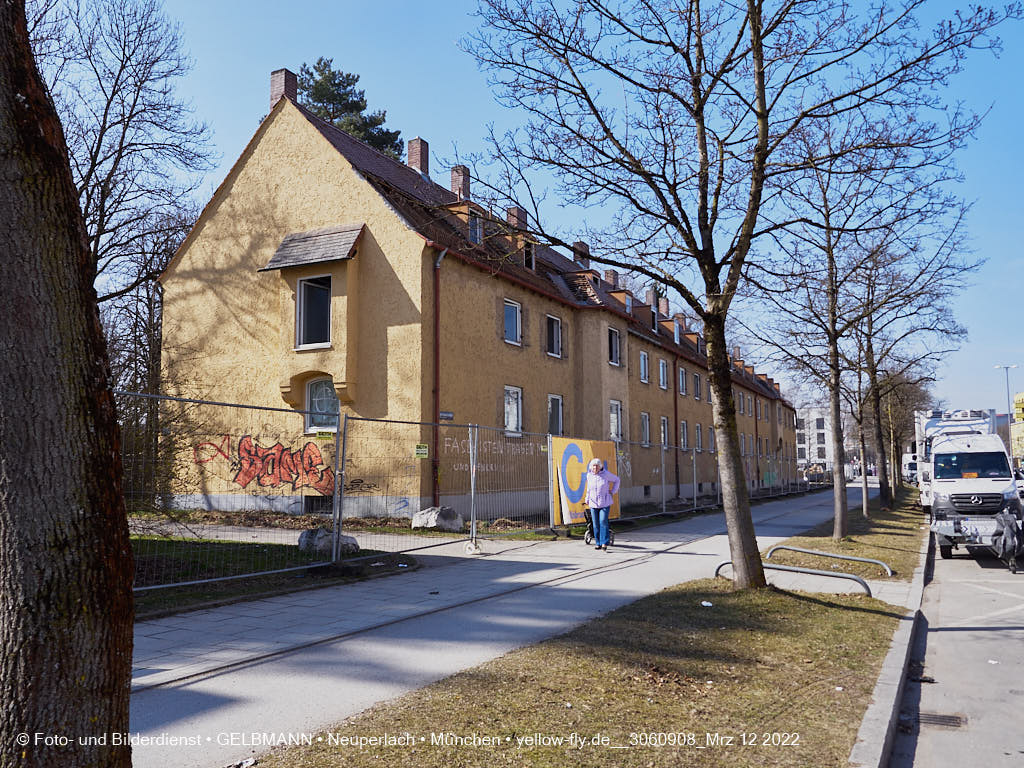 12.03.2022 - Abriss und Neubau der Maikäfersiedlung 