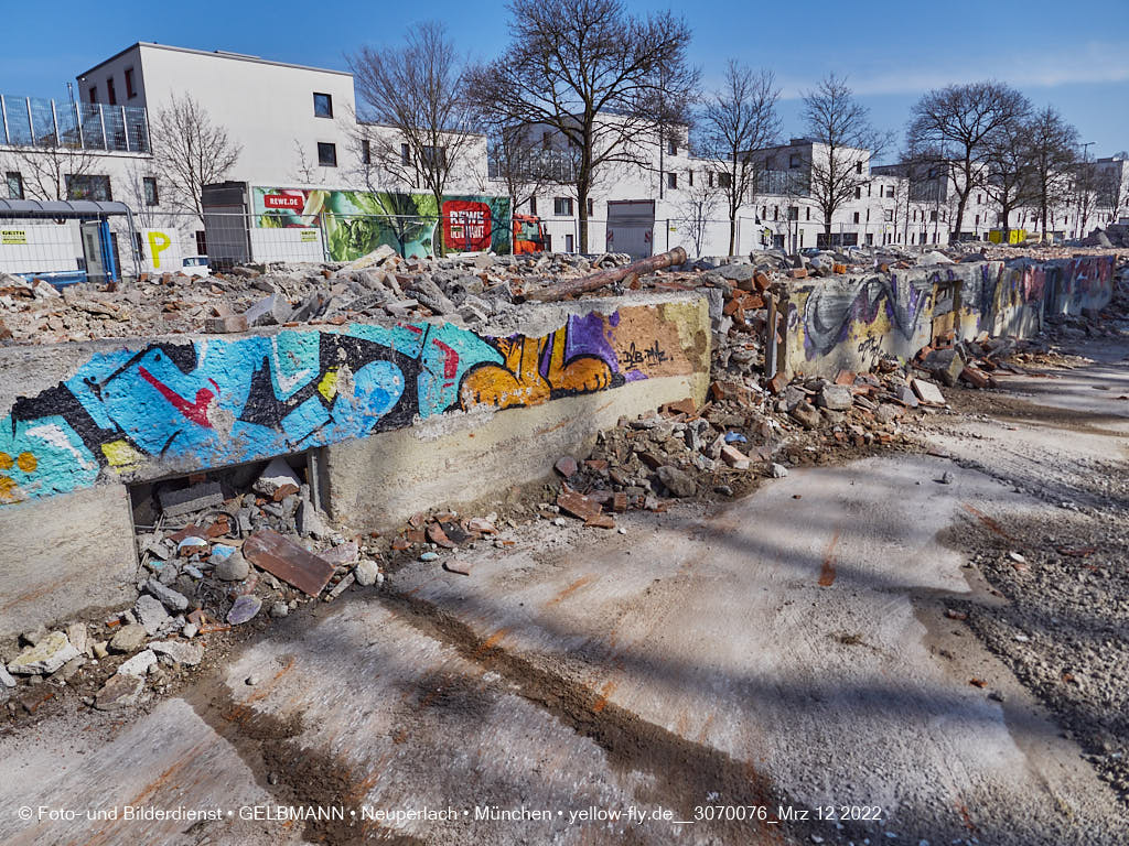 12.03.2022 - Abriss und Neubau der Maikäfersiedlung 