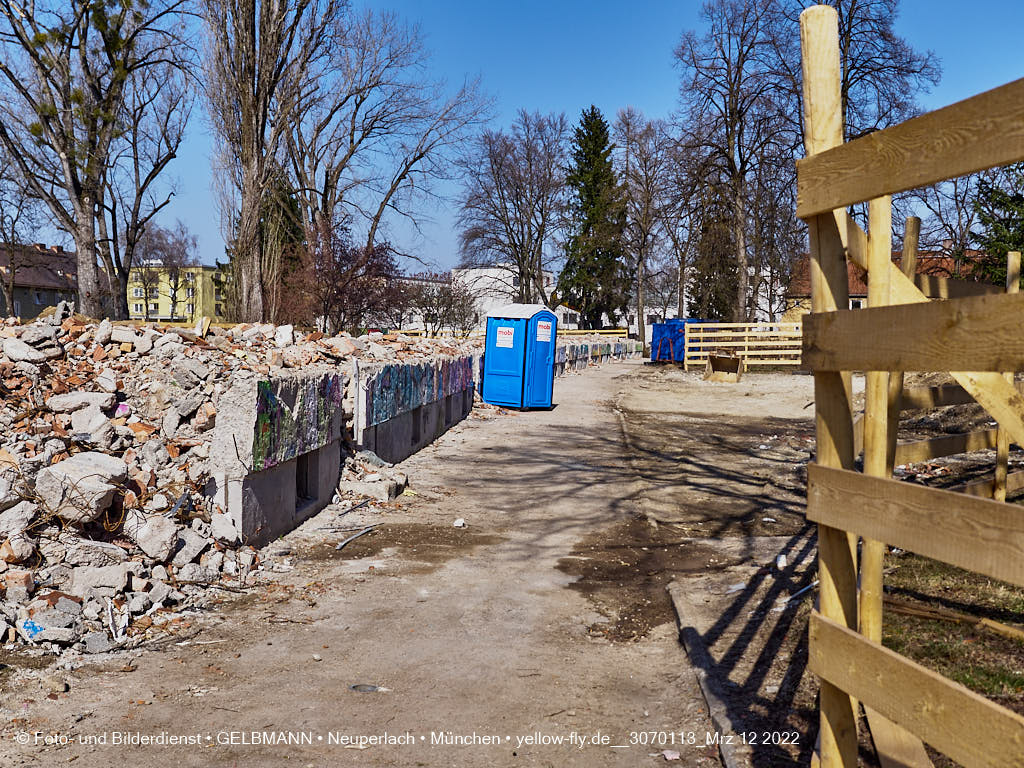 12.03.2022 - Abriss und Neubau der Maikäfersiedlung 