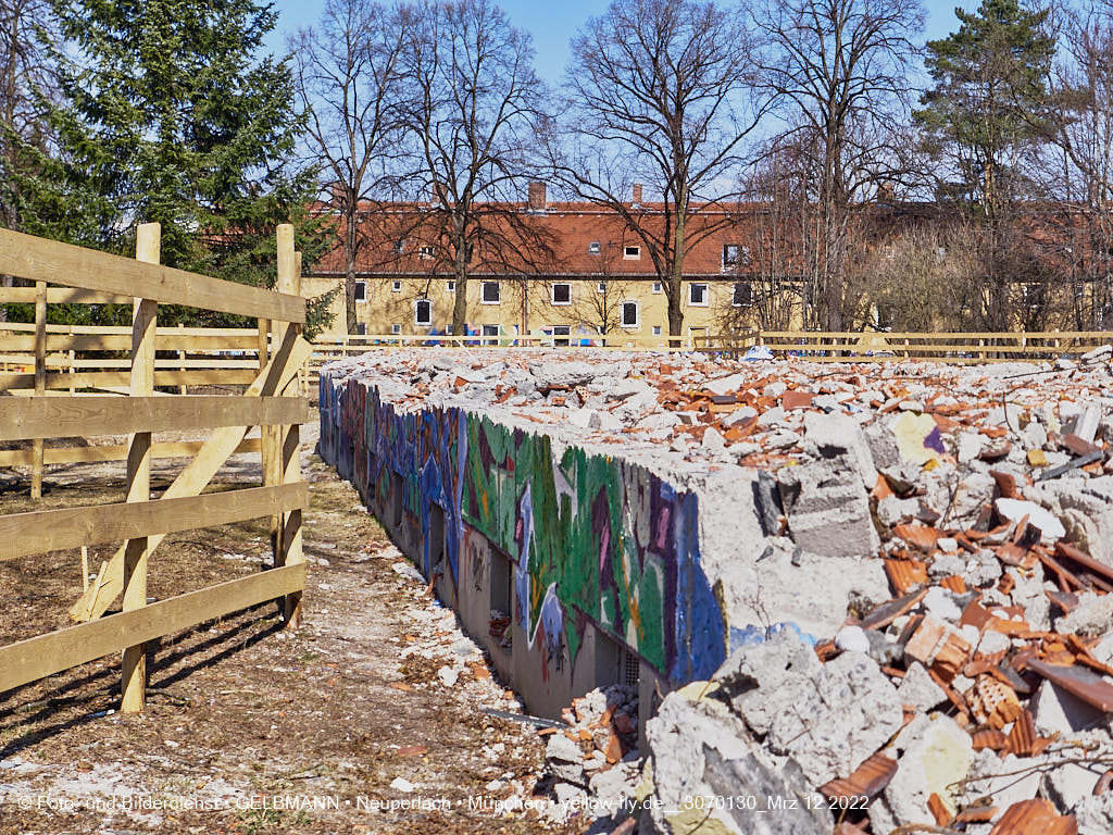 12.03.2022 - Abriss und Neubau der Maikäfersiedlung 