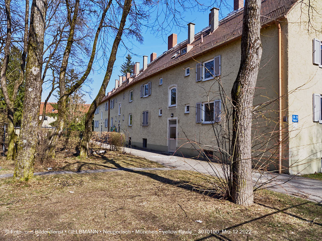 12.03.2022 - Abriss und Neubau der Maikäfersiedlung 