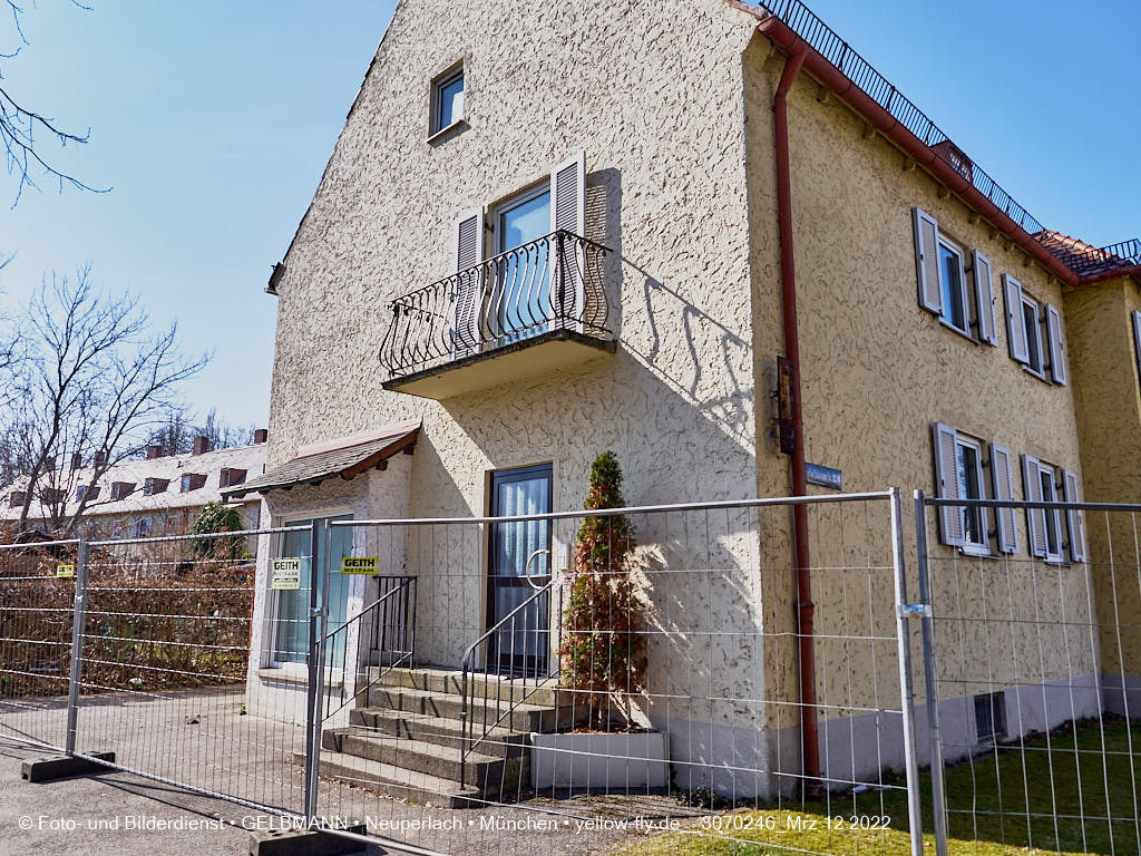 12.03.2022 - Abriss und Neubau der Maikäfersiedlung 