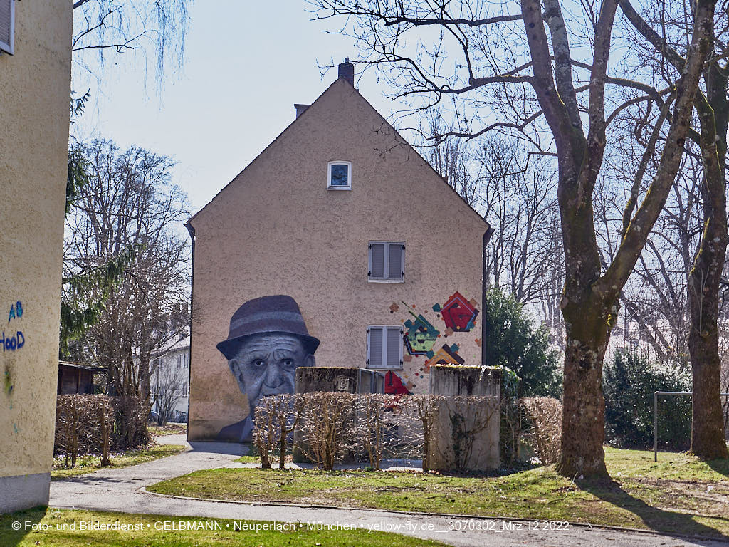 12.03.2022 - Abriss und Neubau der Maikäfersiedlung 