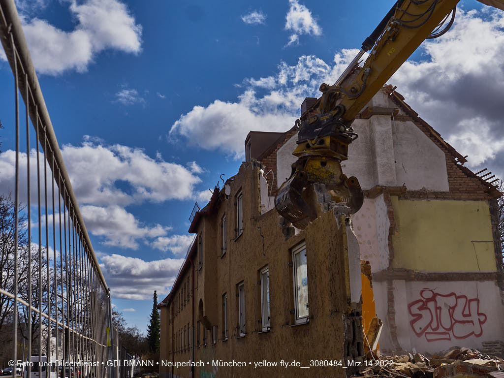14.03.2022 - Abriss und Neubau der Maikäfersiedlung 