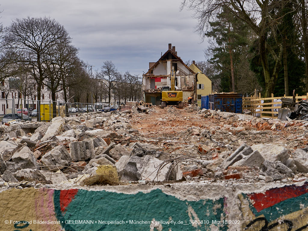 15.03.2022 - Abriss und Neubau der Maikäfersiedlung 