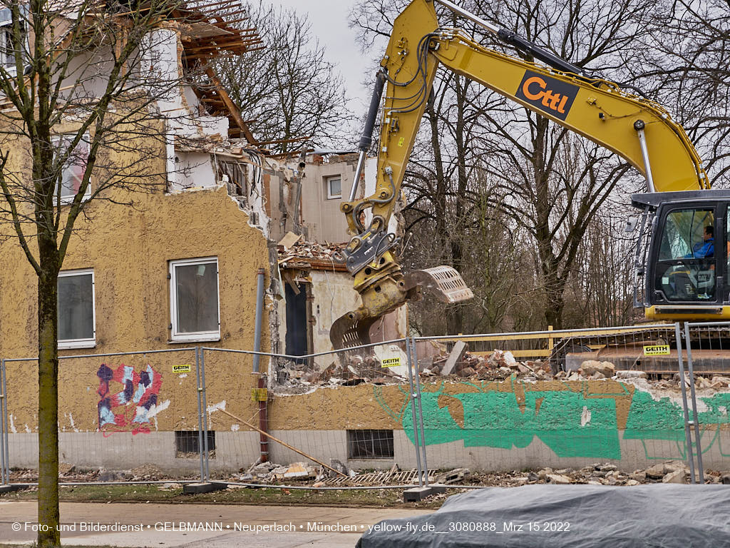 15.03.2022 - Abriss und Neubau der Maikäfersiedlung 