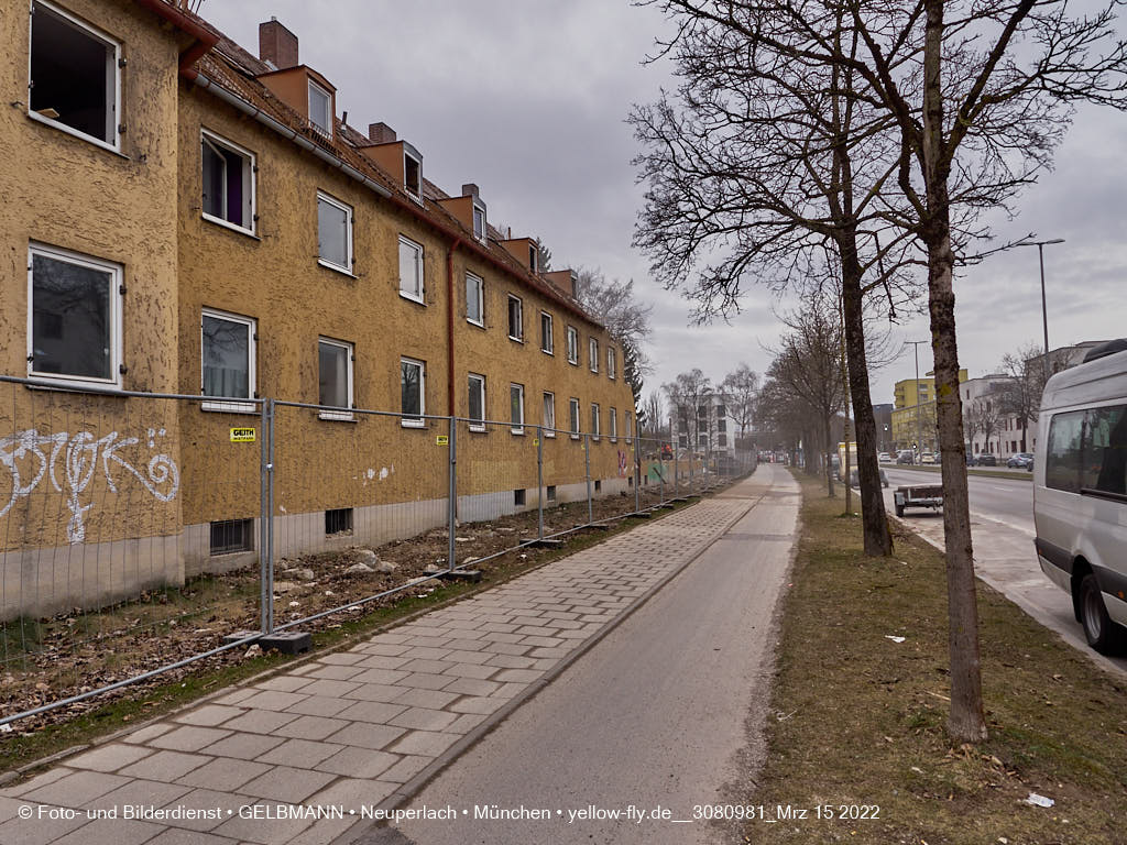 15.03.2022 - Abriss und Neubau der Maikäfersiedlung 