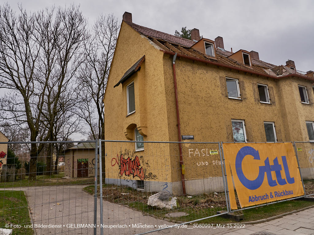 15.03.2022 - Abriss und Neubau der Maikäfersiedlung 
