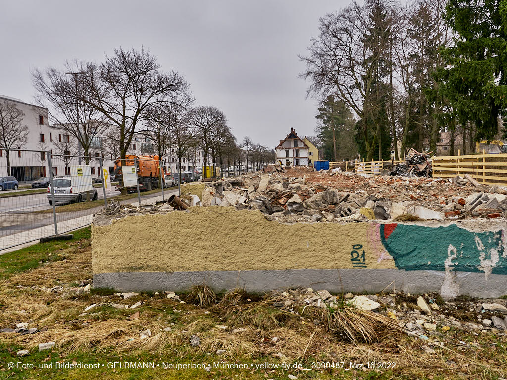 16.03.2022 - Abriss und Neubau der Maikäfersiedlung 