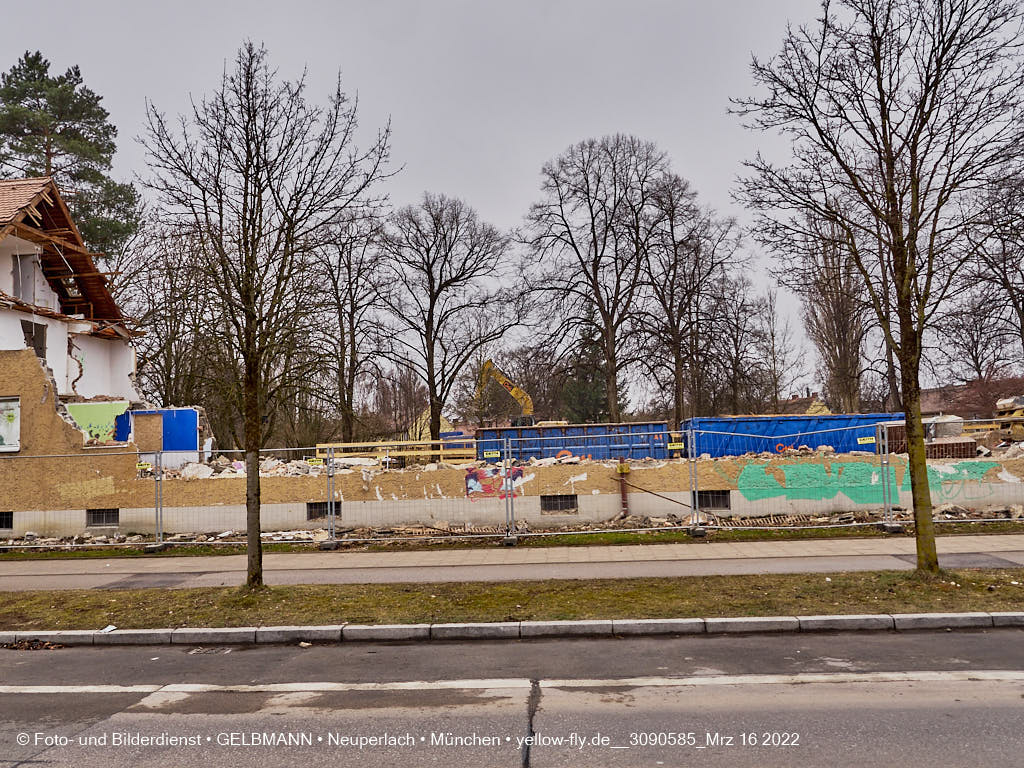 16.03.2022 - Abriss und Neubau der Maikäfersiedlung 