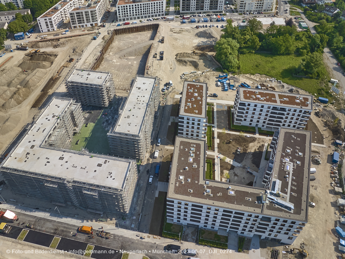 07.06.2023 - Aktuelle Luftbilder aus dem Alexisquartier und Pandion Verde in Neuperlach in München