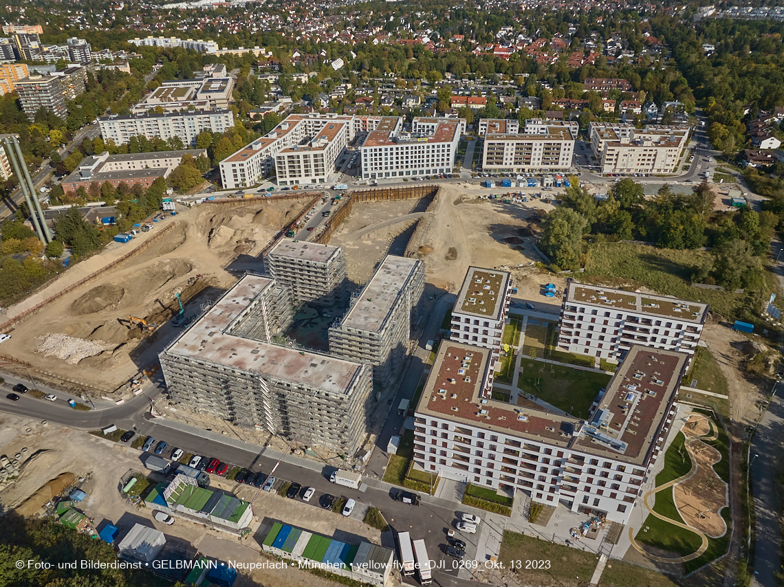 13.10.2023 - DEMOS-Baustelle und BayernHeim-Baustelle Alexisquartier udn Pandion Verde in Neuperlach
