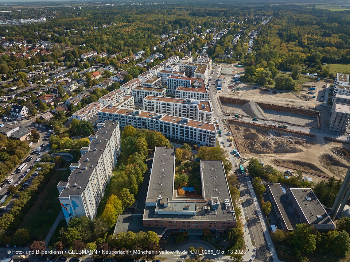13.10.2023 - DEMOS-Baustelle und BayernHeim-Baustelle Alexisquartier udn Pandion Verde in Neuperlach