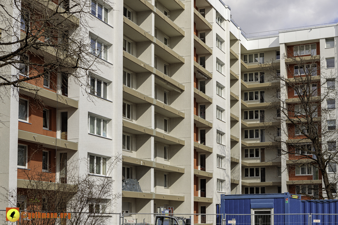 15.03.2024 - Gerüstabbau am Karl-Marx-Ring 11-21