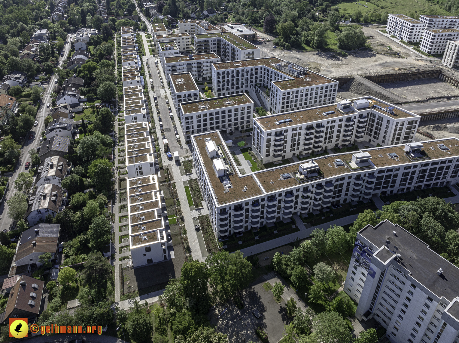 14.05.2024 - DEMOS-Baustelle und BayernHeim-Baustelle Alexisquartier in Neuperlach