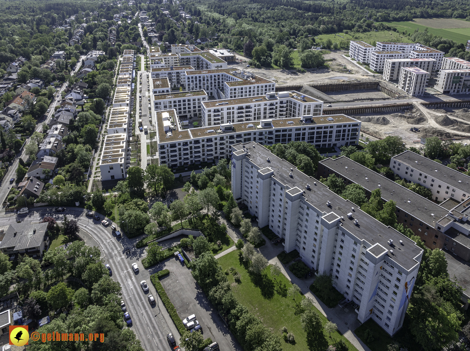14.05.2024 - DEMOS-Baustelle und BayernHeim-Baustelle Alexisquartier in Neuperlach