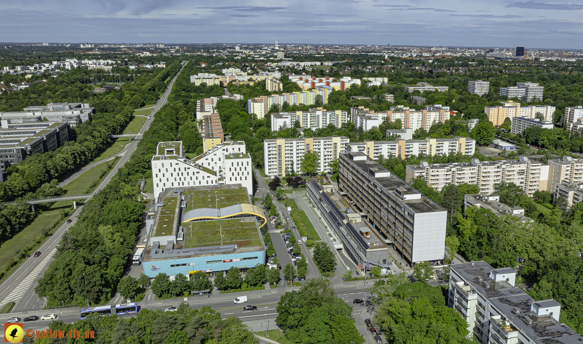 2024-05-30-plettzentrum - Baustelle im Plettzentrum zur Montessori-Schule Neuperlach