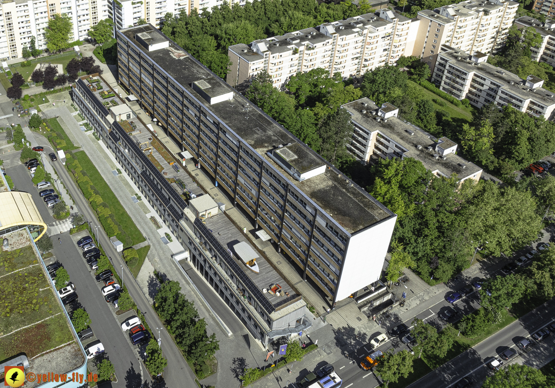 2024-05-30-plettzentrum - Baustelle im Plettzentrum zur Montessori-Schule Neuperlach