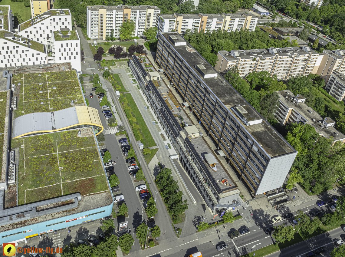 2024-05-30-plettzentrum - Baustelle im Plettzentrum zur Montessori-Schule Neuperlach