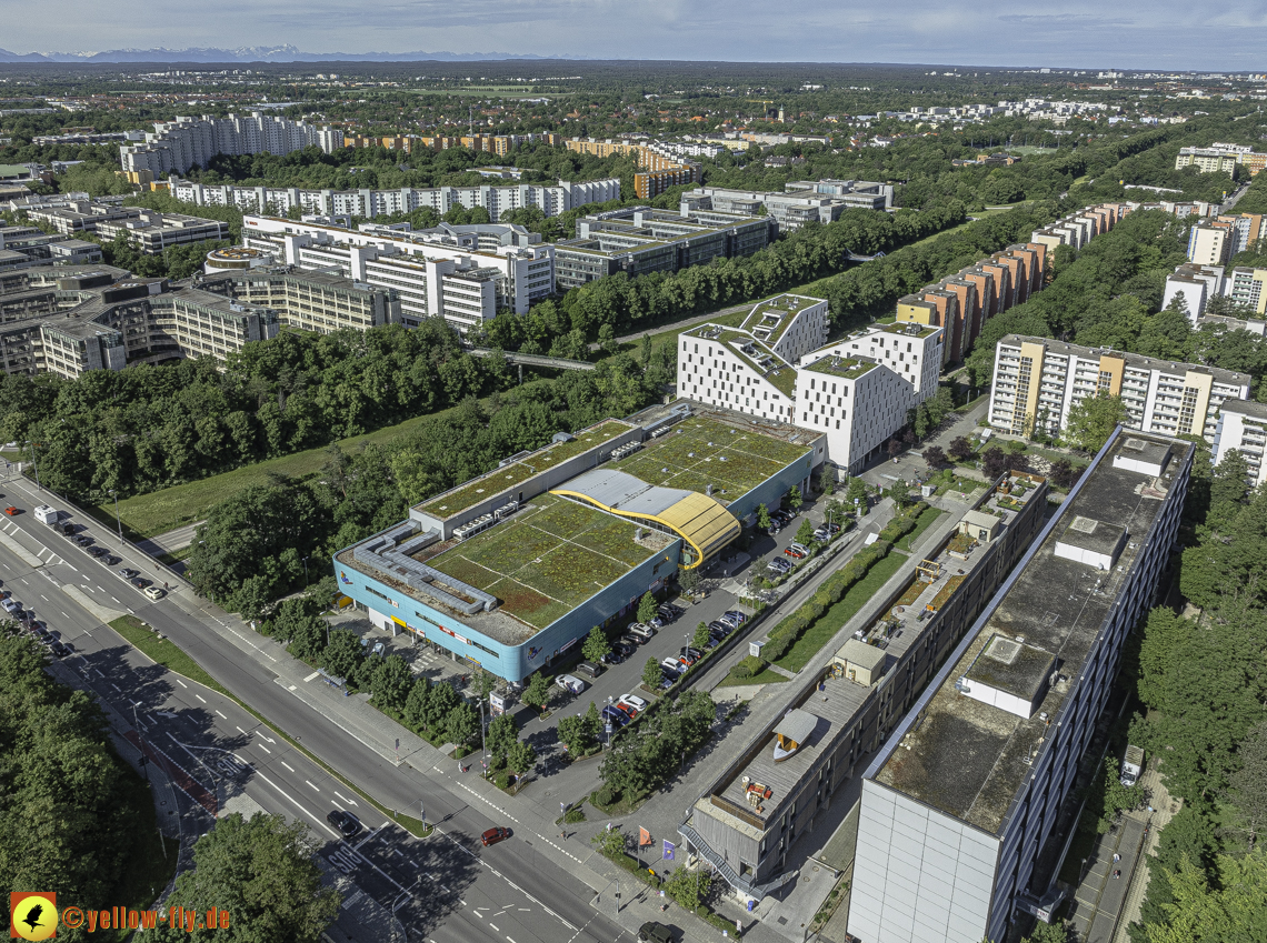 2024-05-30-plettzentrum - Baustelle im Plettzentrum zur Montessori-Schule Neuperlach